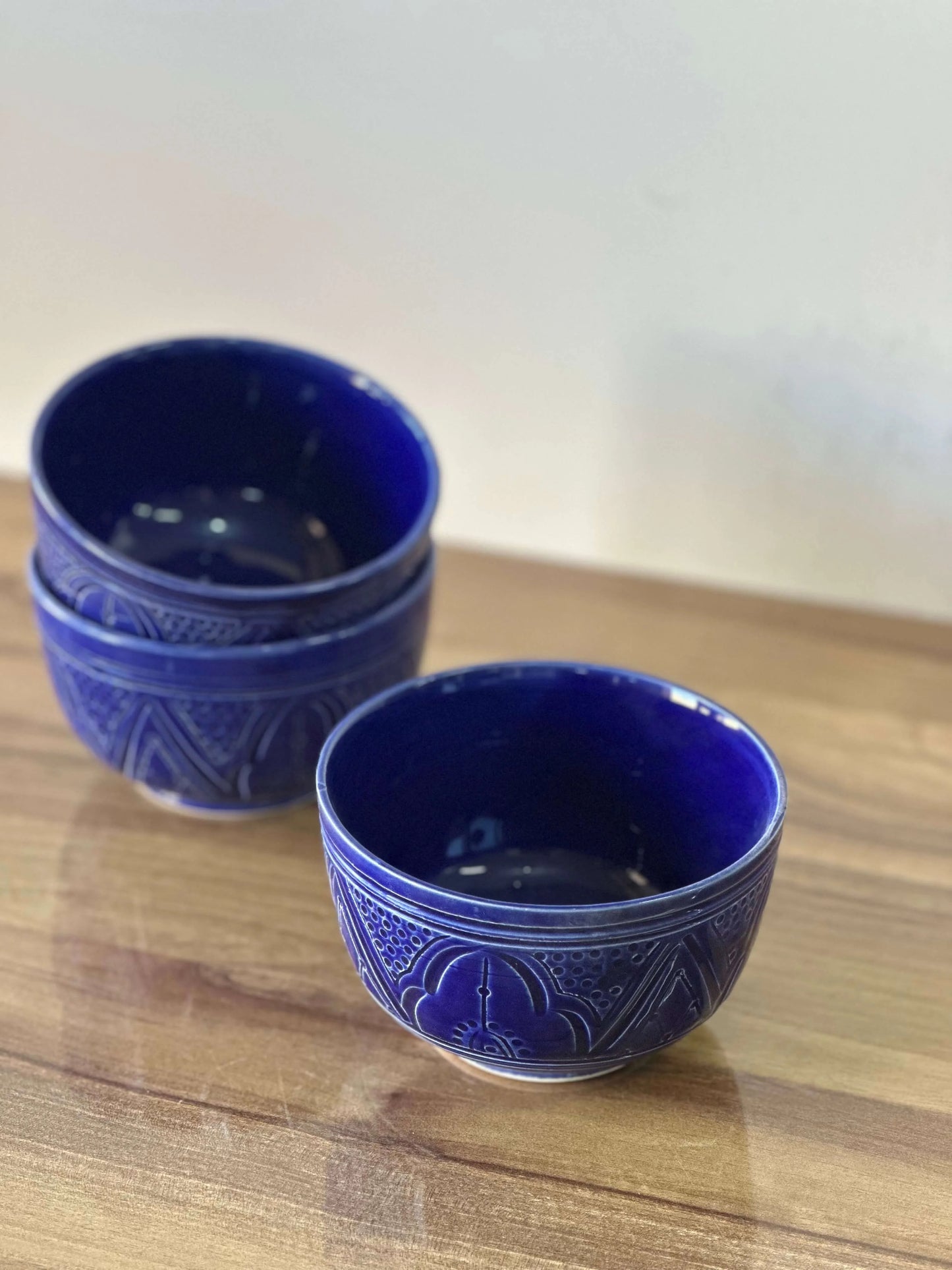 Bowls blue