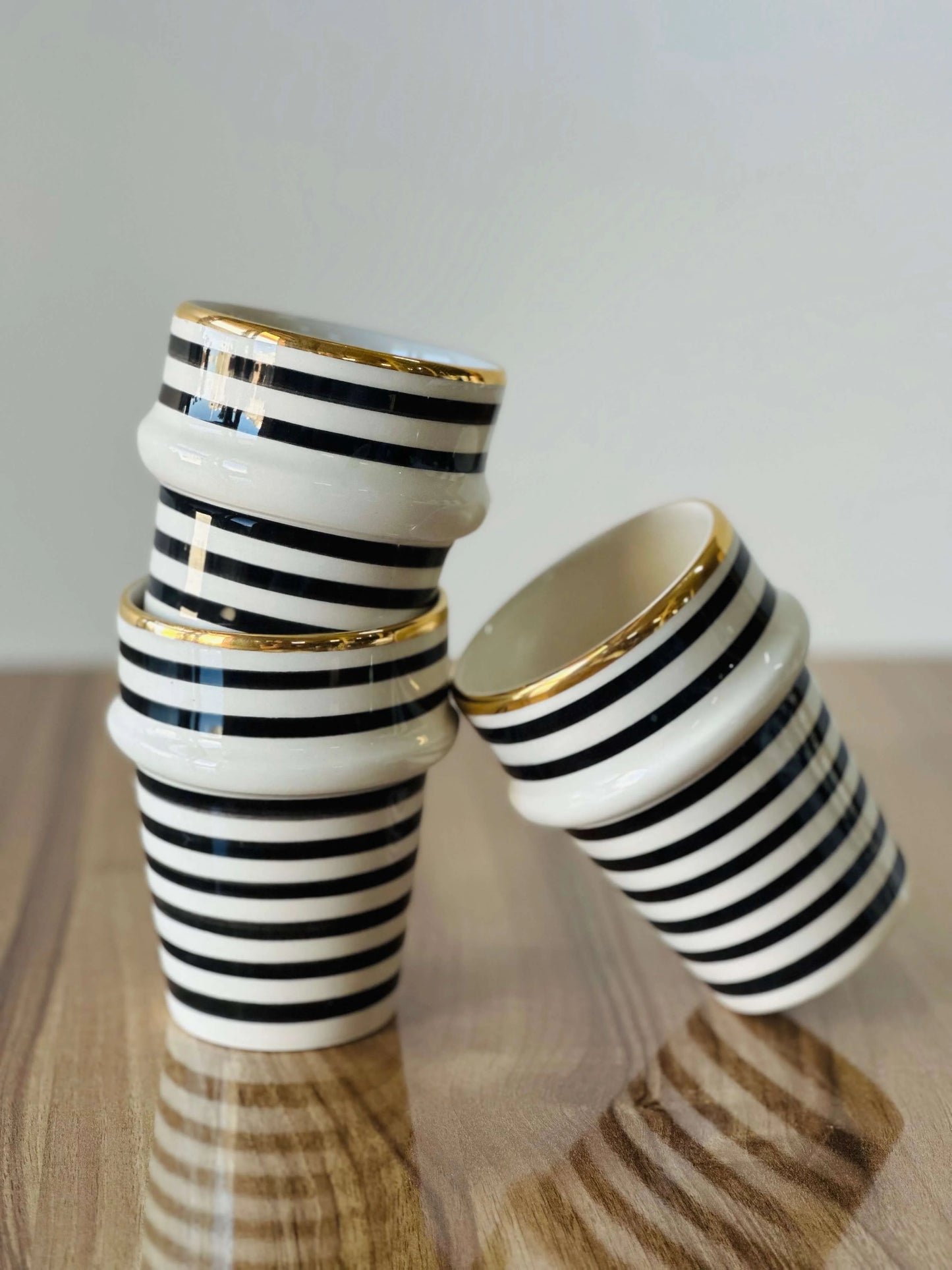 Cup black linted