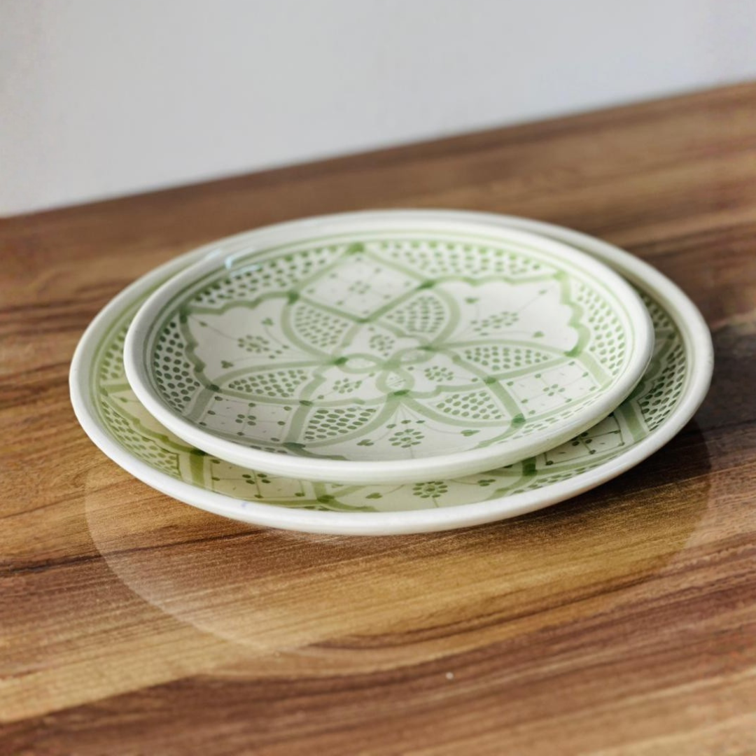Naia pattern plate