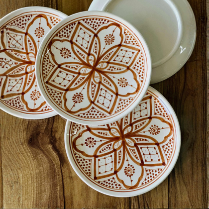 Naia pattern plate